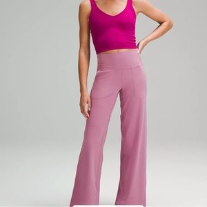 New with tags lululemon Align™ High-Rise Wide-Leg Pant 31". Velvet Dust, size 6